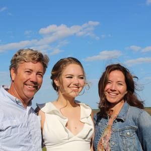 Meet your Posher, Ami